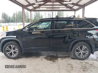 2018 Toyota Highlander LE with VIN 5TDBZRFHXJS805406, listed as a IAAI auction lot 41783455 with 146,388 mi miles and . Bid and sale history available at DreamBid. Image 14.
