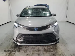 2024 Toyota Sienna LE with VIN 5TDCSKFC1RS139259, listed as a Copart auction lot 77890494 with 892 mi miles and Clean Title. Bid and sale history available at carsss.com. Image 5.