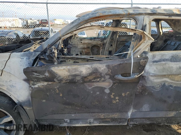 2021 Volkswagen Atlas SEL Premium R-Line z VIN 1V2FE2CA7MC223635, wystawiony jako Copart lot #85544804 z przebiegiem Nie podano mil oraz Nie do naprawy • Non repairable. Historia ofert i sprzedaży dostępna na DreamBid. Obrazek 7.