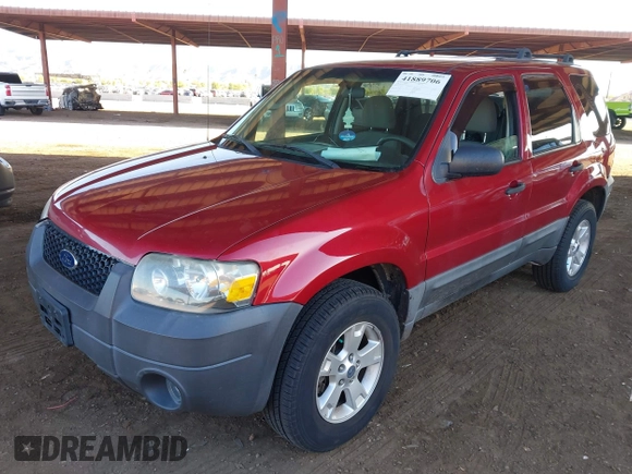 2006 Ford Escape XLT with VIN 1FMYU93126KB18365, listed as a IAAI auction lot 41889706 with 134,718 mi miles. Bid and sale history available at carsss.com. Image 17.