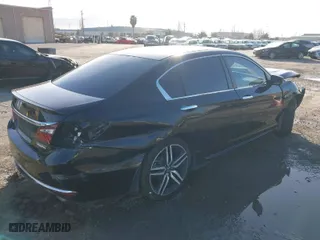 2017 Honda Accord Sedan Sport SE with VIN 1HGCR2F13HA073997, listed as a IAAI auction lot 41840277 with 143,146 mi miles. Bid and sale history available at carsss.com. Image 4.