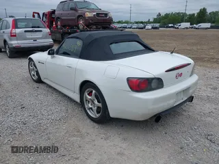 2000 Honda S2000 с VIN JHMAP1146YT004909, выставлен на аукционе IAAI как лот 42363959 с пробегом 182 011 миль миль и . История ставок и продаж доступна на DreamBid. Изображение 3.