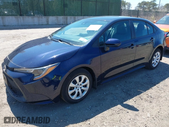 2022 Toyota Corolla LE with VIN 5YFEPMAE8NP320053, listed as a IAAI auction lot 42020183 with 6,673 mi miles and . Bid and sale history available at carsss.com. Image 18.