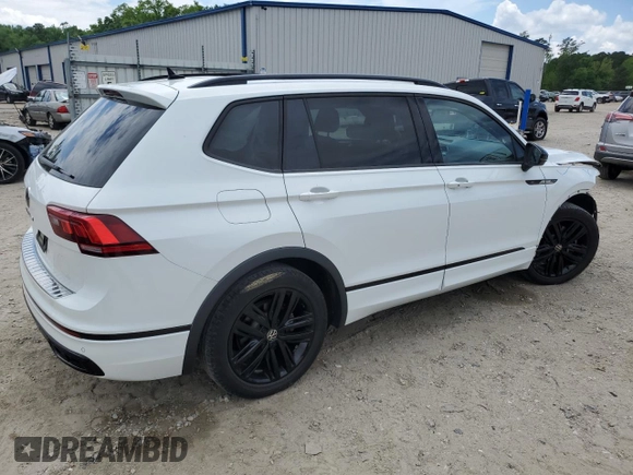 2022 Volkswagen Tiguan SE R-Line Black z VIN 3VVCB7AX0NM105476, wystawiony jako Copart lot #53436795 z przebiegiem 41 208 mil mil oraz Szkoda całkowita • Salvage title. Historia ofert i sprzedaży dostępna na DreamBid. Obrazek 3.