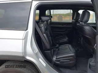2024 Jeep Grand Cherokee Limited with VIN 1C4RJKBG3R8536286, listed as a IAAI auction lot 42578700 with 43,126 mi miles and . Bid and sale history available at DreamBid. Image 8.