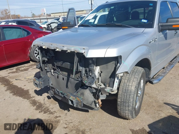 2014 Ford F-150 XL with VIN 1FTEW1CM9EFC50155, listed as a IAAI auction lot 41302506 with 212,439 mi miles. Bid and sale history available at carsss.com. Image 6.