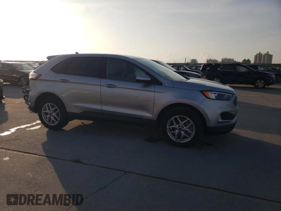 2023 Ford Edge SEL z VIN 2FMPK4J90PBA38667, wystawiony jako Copart lot #54534815 z przebiegiem Nie podano mil oraz Szkoda całkowita • Salvage title. Historia ofert i sprzedaży dostępna na DreamBid. Obrazek 4.