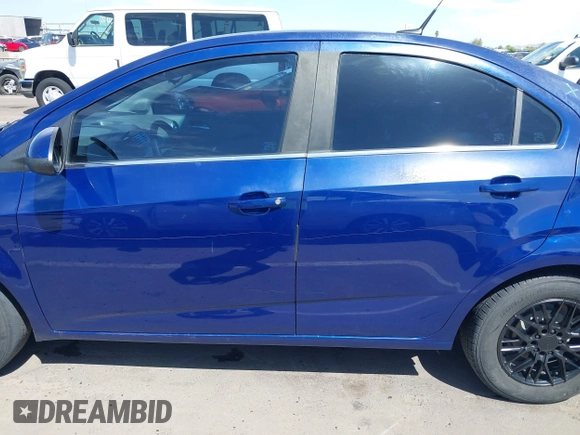 2013 Chevrolet Sonic LT with VIN 1G1JC5SG0D4168831, listed as a IAAI auction lot 42124531 with 149,096 mi miles and . Bid and sale history available at DreamBid. Image 14.