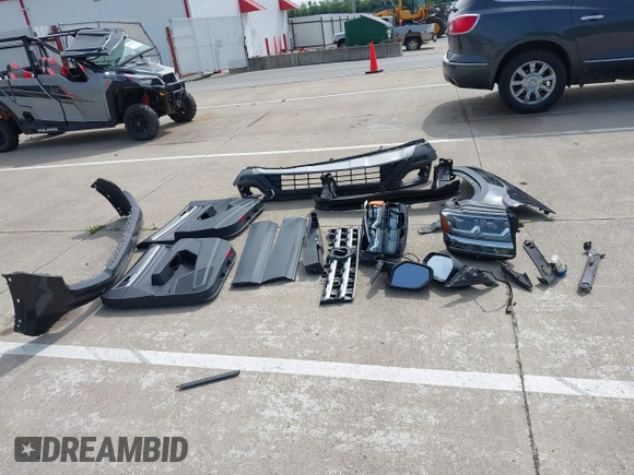 2018 Volkswagen Atlas SE with VIN 1V2CR2CA7JC535473, listed as a IAAI auction lot 42279008 with 88,409 mi miles and . Bid and sale history available at DreamBid. Image 12.