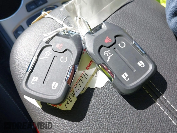 2024 GMC Terrain Denali with VIN 3GKALXEG8RL375892, listed as a IAAI auction lot 41489464 with 2,427 mi miles and . Bid and sale history available at DreamBid. Image 11.