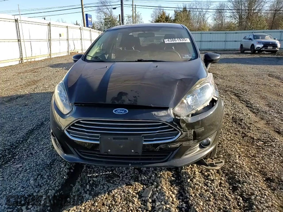 2019 Ford Fiesta SE z VIN 3FADP4BJXKM135891, wystawiony jako Copart lot #47369075 z przebiegiem 127 721 mil mil oraz Szkoda całkowita • Salvage title. Historia ofert i sprzedaży dostępna na DreamBid. Obrazek 10.