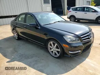 2014 Mercedes-Benz C 350 Sport with VIN WDDGF5HBXEA913811, listed as a Copart auction lot 67726284 with 67,814 mi miles and Salvage Title. Bid and sale history available at DreamBid. Image 11.