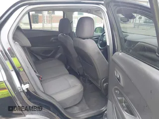 2020 Chevrolet Trax LT with VIN 3GNCJLSB8LL333975, listed as a IAAI auction lot 42115750 with 114,436 mi miles. Bid and sale history available at carsss.com. Image 8.