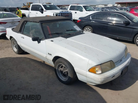 1989 Ford Mustang with VIN 1FABP44EXKF201329, listed as a IAAI auction lot 42536907 with 80,950 mi miles and . Bid and sale history available at DreamBid. Image 1.