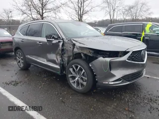 2024 Acura MDX w/Technology Package with VIN 5J8YE1H47RL021569, listed as a IAAI auction lot 41089263 with 7,781 mi miles. Bid and sale history available at carsss.com. Image 1.