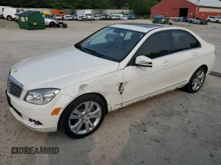 2010 Mercedes-Benz C 300 Sport z VIN WDDGF8BB2AR093164, wystawiony jako Copart lot #59353425 z przebiegiem 62 591 mil mil oraz Czysty tytuł • Clean title. Historia ofert i sprzedaży dostępna na DreamBid. Obrazek 1.