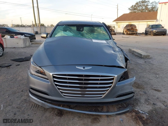 2016 Hyundai Genesis 3.8L with VIN KMHGN4JE2GU138204, listed as a IAAI auction lot 41241987 with 1 mi miles. Bid and sale history available at carsss.com. Image 12.