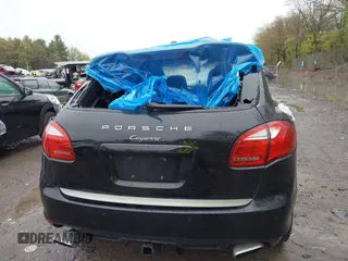 2014 Porsche Cayenne with VIN WP1AA2A24ELA97043, listed as a IAAI auction lot 42177993 with 147,162 mi miles and . Bid and sale history available at DreamBid. Image 16.