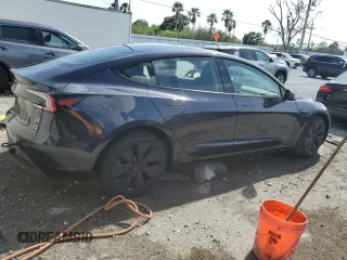 2024 Tesla Model 3 with VIN 5YJ3E1EA8RF868400, listed as a Copart auction lot 51835605 with 2,583 mi miles and Salvage Title. Bid and sale history available at carsss.com. Image 3.