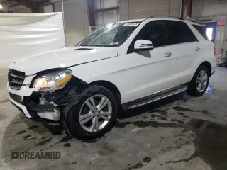 2015 Mercedes-Benz M with VIN 4JGDA5HB2FA467081, listed as a Copart auction lot 43956725 with 172,701 mi miles and Salvage Title. Bid and sale history available at carsss.com. Image 1.