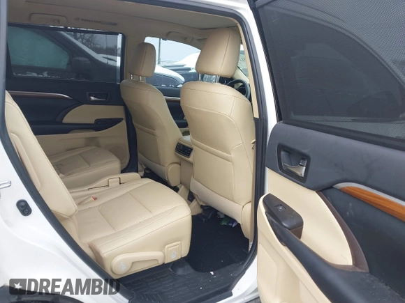 2019 Toyota Highlander Limited with VIN 5TDDZRFH2KS746197, listed as a IAAI auction lot 41431215 with Not provided miles and . Bid and sale history available at DreamBid. Image 8.