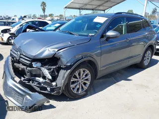2019 Volkswagen Tiguan S z VIN 3VV1B7AX0KM043032, wystawiony jako IAAI lot #41862179 z przebiegiem 154 440 mil mil oraz . Historia ofert i sprzedaży dostępna na DreamBid. Obrazek 17.