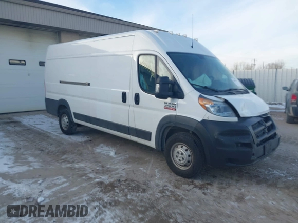 2018 Ram ProMaster Cargo with VIN 3C6URVJGXJE153615, listed as a IAAI auction lot 41309702 with 122,597 mi miles. Bid and sale history available at carsss.com. Image 1.