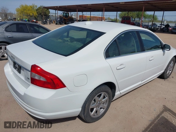 2008 Volvo S80 3.2L with VIN YV1AS982481081450, listed as a IAAI auction lot 41913465 with 253,666 mi miles and . Bid and sale history available at DreamBid. Image 4.