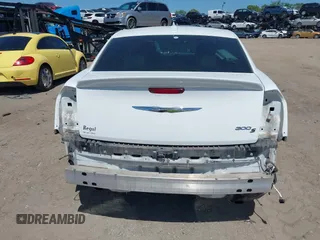 2018 Chrysler 300 with VIN 2C3CCABG2JH267047, listed as a IAAI auction lot 41887860 with 78,648 mi miles. Bid and sale history available at carsss.com. Image 17.