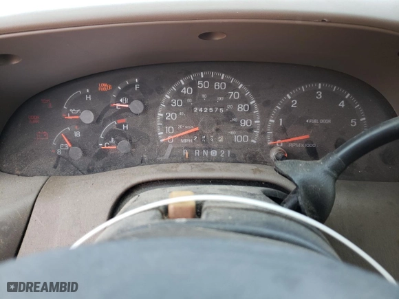 1997 Ford F-150 Standard with VIN 1FTDX17W3VNB45847, listed as a Copart auction lot 48916655 with 242,575 mi miles and Salvage Title. Bid and sale history available at carsss.com. Image 9.