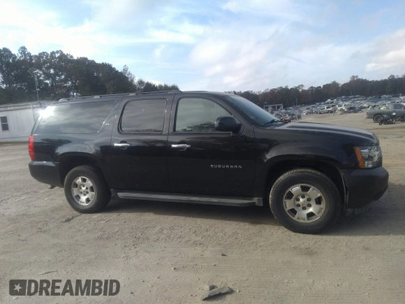 2010 Chevrolet Suburban LT with VIN 1GNUCJE01AR196820, listed as a IAAI auction lot 40713946 with 234,838 mi miles and . Bid and sale history available at DreamBid. Image 13.