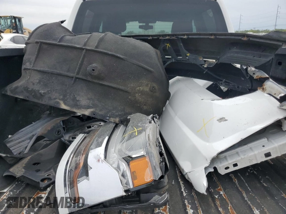 2017 Chevrolet Silverado 1500 LT with VIN 3GCPCREC1HG422900, listed as a Copart auction lot 51012385 with 116,873 mi miles and Salvage Title. Bid and sale history available at carsss.com. Image 12.