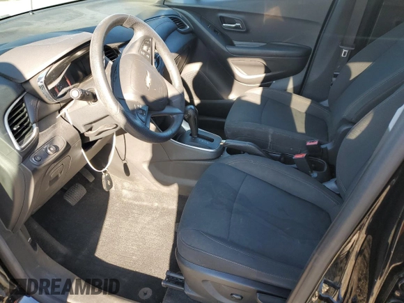 2021 Chevrolet Trax LS with VIN KL7CJNSB5MB342511, listed as a Copart auction lot 84068034 with 56,137 mi miles and Salvage Title. Bid and sale history available at carsss.com. Image 7.