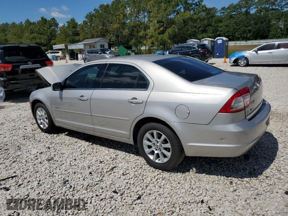 2007 Mercury Milan with VIN 3MEHM07Z27R620031, listed as a Copart auction lot 56409715 with 197,418 mi miles and Salvage title. Bid and sale history available at DreamBid. Image 2.