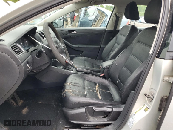 2012 Volkswagen Jetta SE with VIN 3VWDP7AJ8CM302938, listed as a Copart auction lot 57828475 with 127,174 mi miles and Clean title. Bid and sale history available at DreamBid. Image 7.