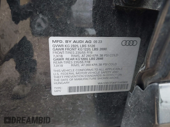 2023 Audi Q3 S line Premium z VIN WA1DECF30P1140909, wystawiony jako IAAI lot #41934943 z przebiegiem 42 947 mil mil oraz . Historia ofert i sprzedaży dostępna na DreamBid. Obrazek 9.