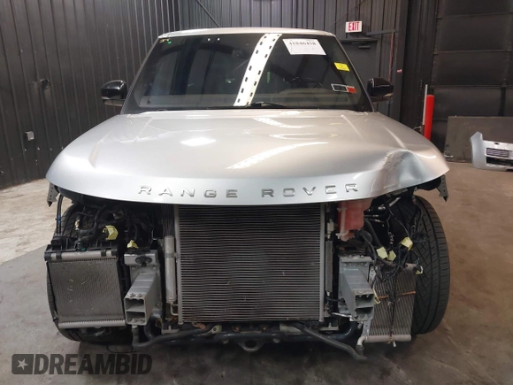 2016 Land Rover Range Rover Supercharged with VIN SALGS3EF0GA294388, listed as a IAAI auction lot 41846458 with 88,025 mi miles. Bid and sale history available at carsss.com. Image 13.