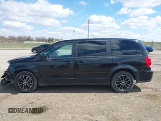2017 Dodge Grand Caravan SXT with VIN 2C4RDGCG8HR756271, listed as a IAAI auction lot 41877283 with 136,598 mi miles and . Bid and sale history available at DreamBid. Image 14.