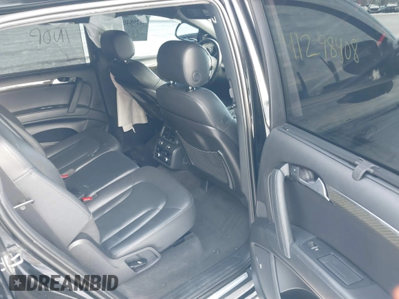 2015 Audi Q7 3.0T S line Prestige with VIN WA1DGAFE8FD028999, listed as a IAAI auction lot 41298408 with 111,446 mi miles. Bid and sale history available at carsss.com. Image 8.