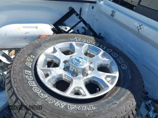 2024 Ram 2500 Laramie с VIN 3C6UR5FL6RG384601, выставлен на аукционе IAAI как лот 41640560 с пробегом 21 330 миль миль и . История ставок и продаж доступна на DreamBid. Изображение 19.