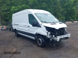 2016 Ford Transit z VIN 1FTYE2CM7GKA06309, wystawiony jako IAAI lot #42212650 z przebiegiem 309 520 mil mil oraz . Historia ofert i sprzedaży dostępna na DreamBid. Obrazek 1.