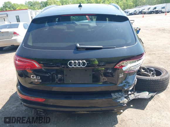 2010 Audi Q5 Premium Plus с VIN WA1LKAFPXAA081581, выставлен на аукционе IAAI как лот 42144407 с пробегом 270 545 миль миль и . История ставок и продаж доступна на DreamBid. Изображение 16.