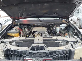 2008 GMC Sierra 1500 SLE1 z VIN 2GTEK13M081172341, wystawiony jako IAAI lot #41595695 z przebiegiem Nie podano mil oraz . Historia ofert i sprzedaży dostępna na DreamBid. Obrazek 10.