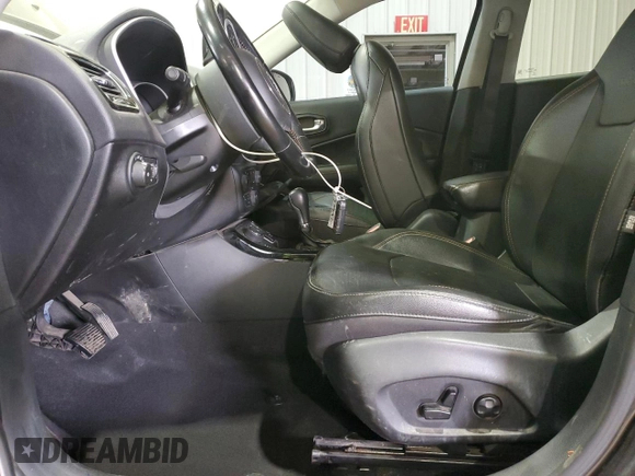 2020 Jeep Compass Limited with VIN 3C4NJDCB7LT236093, listed as a Copart auction lot 54583185 with 75,324 mi miles and Salvage title. Bid and sale history available at DreamBid. Image 7.