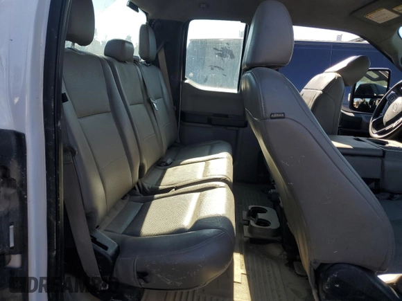 2019 Ford F-250 XL z VIN 1FT7X2A68KEG66277, wystawiony jako Copart lot #80158754 z przebiegiem Nie podano mil oraz Szkoda całkowita • Salvage title. Historia ofert i sprzedaży dostępna na DreamBid. Obrazek 10.