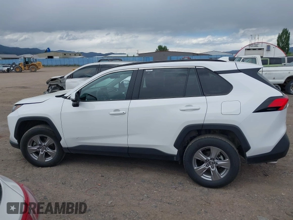2024 Toyota RAV4 XLE with VIN 2T3P1RFV5RW473727, listed as a IAAI auction lot 42222478 with 19,764 mi miles and . Bid and sale history available at DreamBid. Image 14.