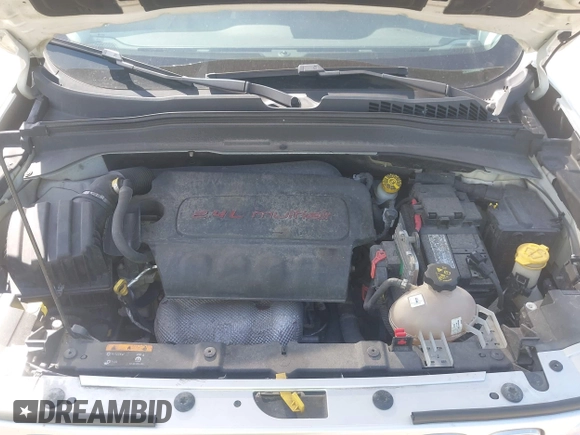 2017 Jeep Renegade Limited with VIN ZACCJBDB3HPE47042, listed as a IAAI auction lot 42117357 with 139,686 mi miles and . Bid and sale history available at DreamBid. Image 10.