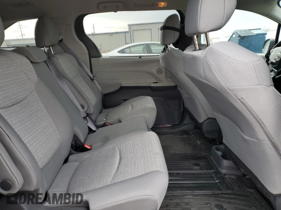 2021 Toyota Sienna LE с VIN 5TDKRKEC8MS065338, выставлен на аукционе Copart как лот 55224075 с пробегом 58 874 миль миль и Списание • Salvage title. История ставок и продаж доступна на DreamBid. Изображение 11.