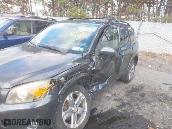 2008 Toyota RAV4 Sport with VIN JTMBK32V585065714, listed as a IAAI auction lot 41014206 with 200,648 mi miles. Bid and sale history available at carsss.com. Image 6.