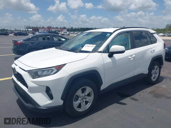 2021 Toyota RAV4 XLE with VIN 2T3W1RFV1MC136218, listed as a IAAI auction lot 42507539 with 32,351 mi miles and . Bid and sale history available at DreamBid. Image 17.